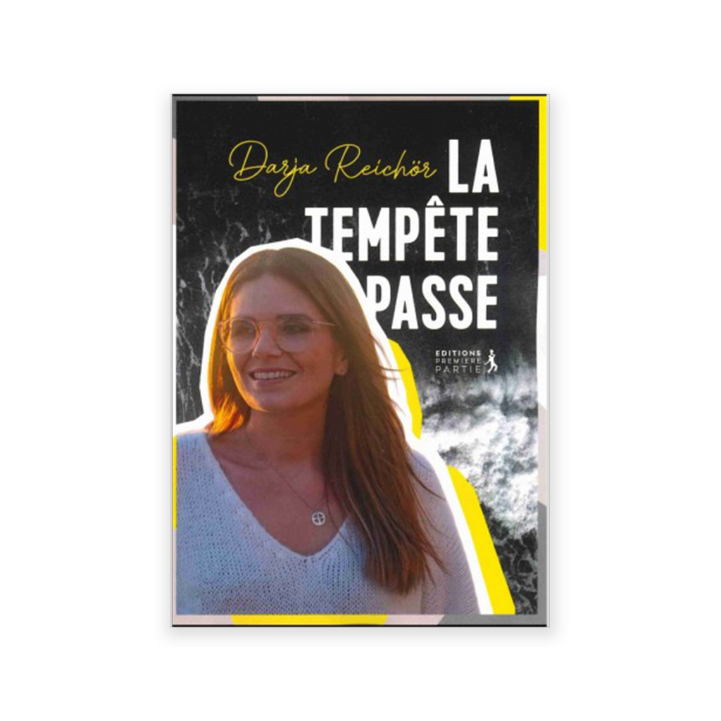Couverture du livre "La tempête passée", représentant un ciel apaisé après une tempête, symbole de paix retrouvée.